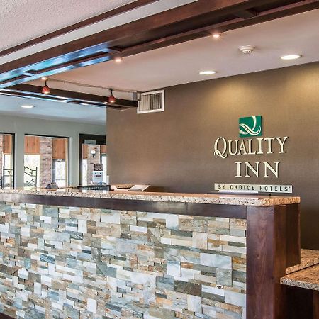 Quality Inn Grand Rapids South-Byron Center Cutlerville Exterior photo